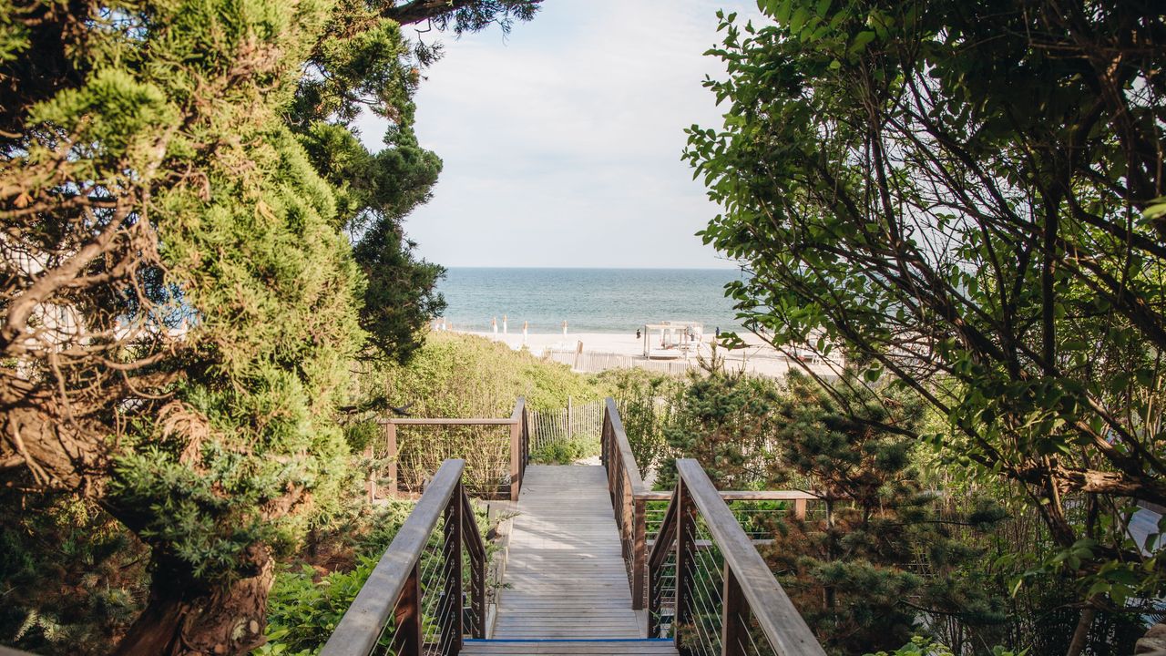 Best Wellness Retreats for Mother-Son Getaways