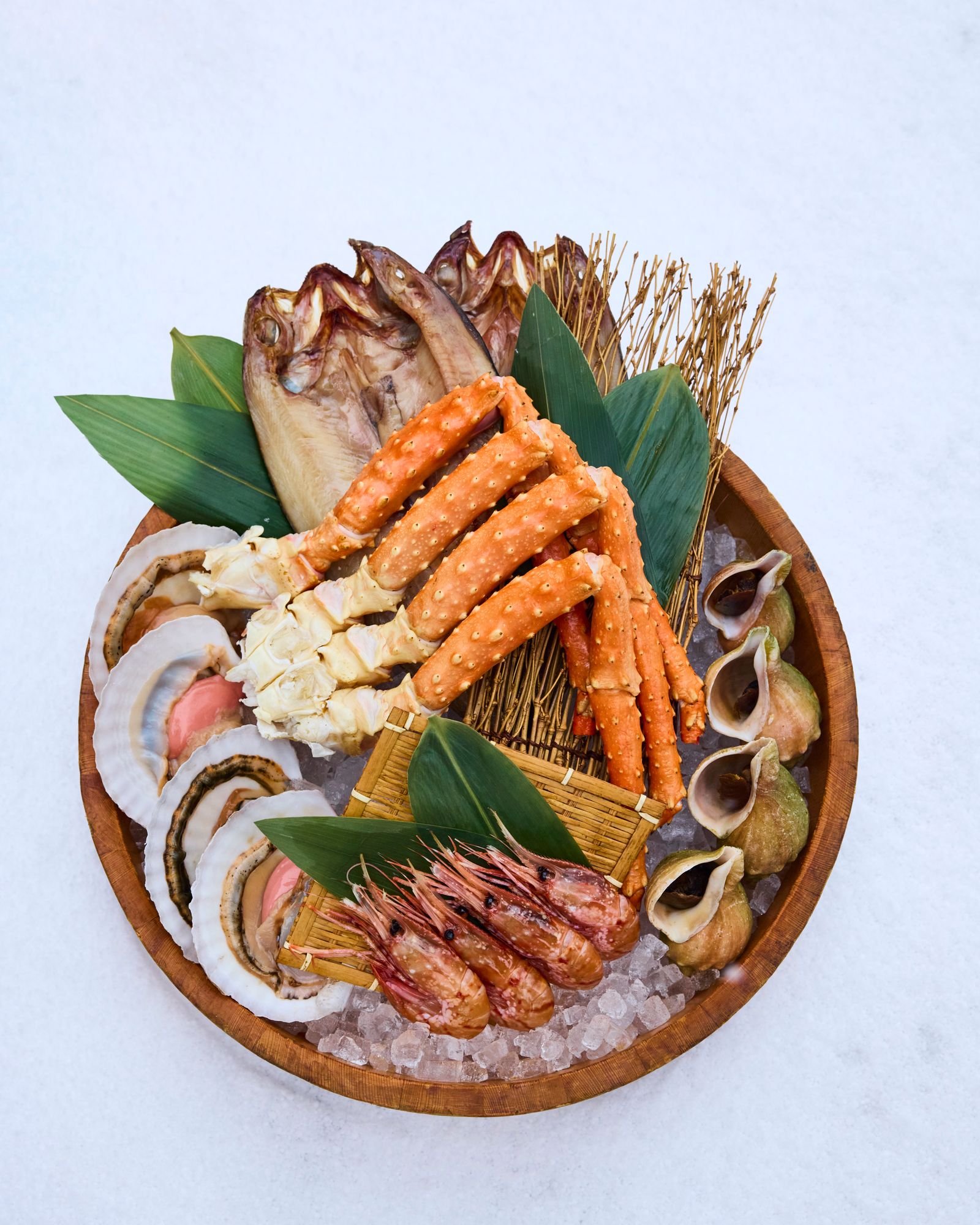 A seafood platter featuring fresh Hokkaido specialties like crab and sea urchin.