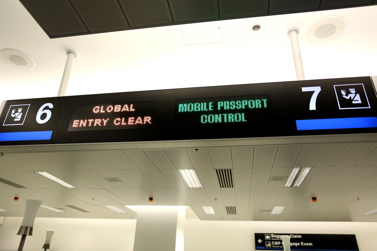 Mobile Passport Control App: Fast-Track U.S. Customs